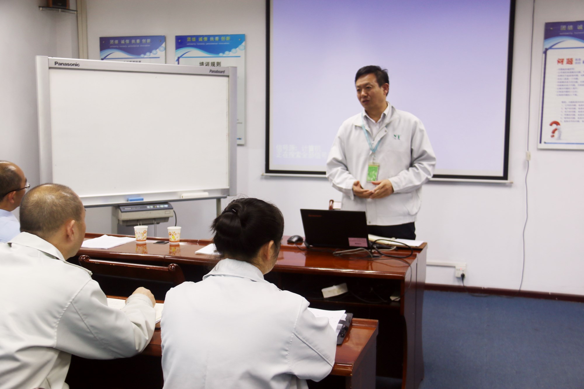 瀛通电子副总 邱武.JPG