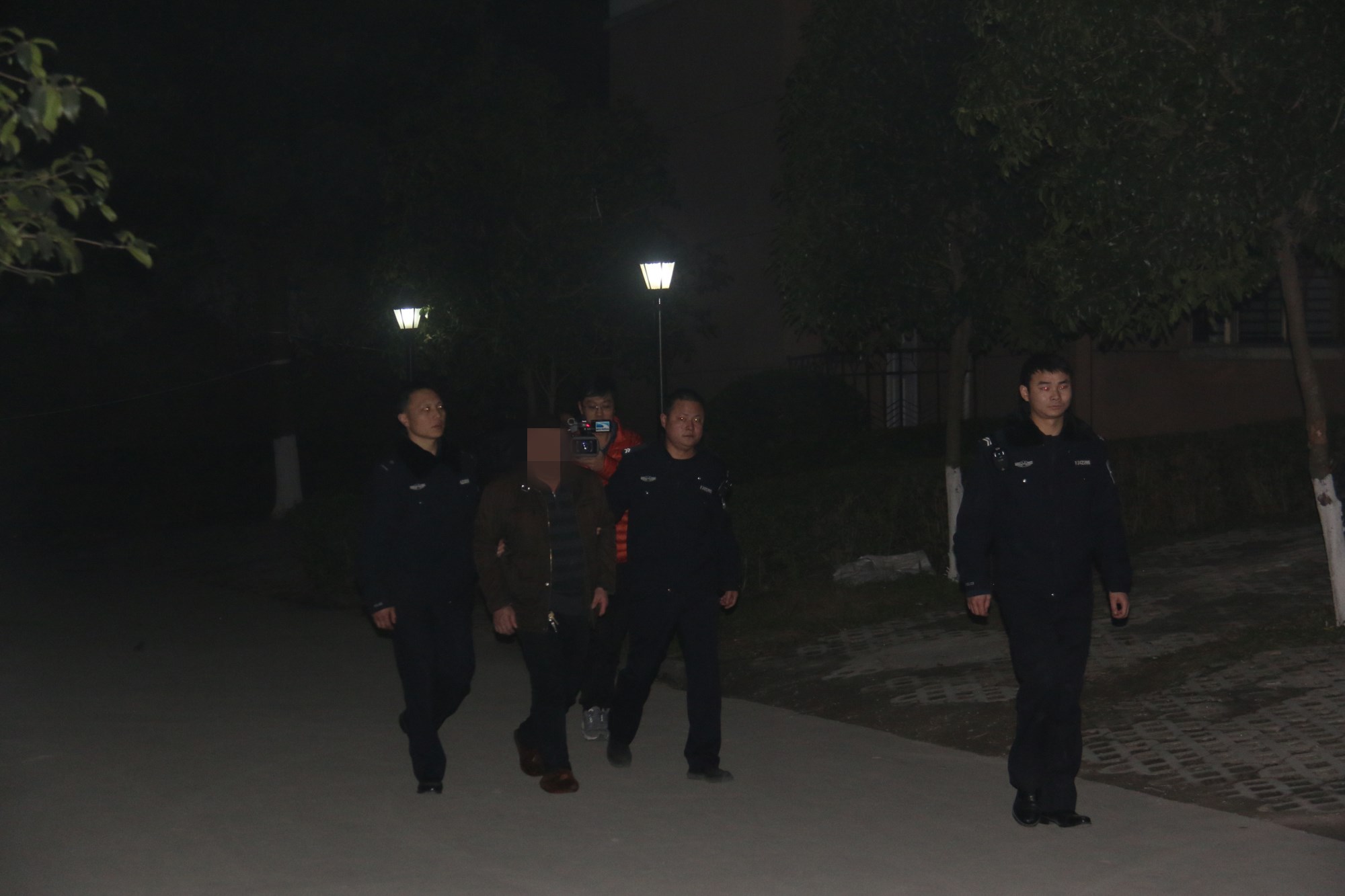被执行人朱某某被拘传.jpg